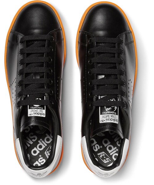 RAF SIMONS(ラフシモンズ)の「Raf Simons + adidas Originals Stan Smith Leather Sneakers(スニーカー・メンズ・Black・UK10/UK10.5/UK11/UK11.5/UK12/UK7/UK7.5/UK8/UK8.5/UK9/UK9.5)」の4枚目の写真
