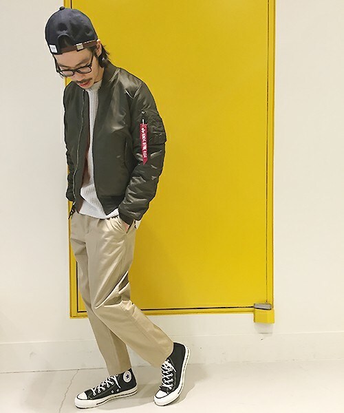 Alpha Industries(アルファインダストリーズ)の「ALPHA INDUSTRIES MA-1 TIGHT(ミリタリージャケット・メンズ・ブラック/カーキ・S/M)」の13枚目の写真