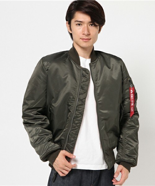Alpha Industries(アルファインダストリーズ)の「ALPHA INDUSTRIES MA-1 TIGHT(ミリタリージャケット・メンズ・ブラック/カーキ・S/M)」の12枚目の写真