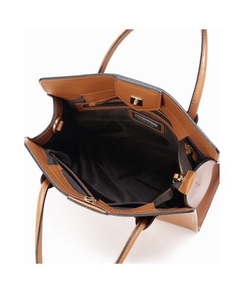 FRAMeWORK(フレームワーク)の「GIANNI CHIARINI 2Wayトート(バッグ・ブラック/キャメル・フリー)」の8枚目の写真