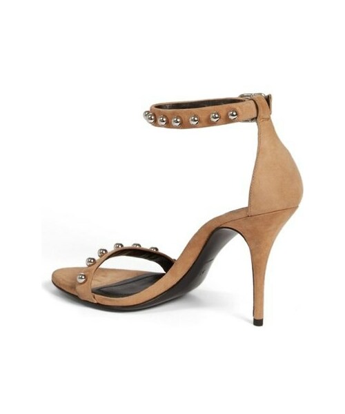 alexanderwang(アレキサンダーワン)の「Alexander Wang 'Antonia' Studded Ankle Strap Sandal (Women)(その他シューズ・レディース・Black/Beige・Regular 10US / 40EU/Regular 5US / 35EU/Regular 6.5US / 36.5EU/Regular 6US / 36EU/Regular 7.5US / 37.5EU/Regular 7US / 37EU/Regular 8.5US / 38.5EU/Regular 8US / 38EU/Regular 9.5US / 39.5EU/Regular 9US / 39EU)」の5枚目の写真