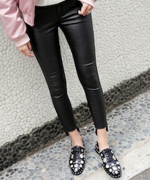 DHOLIC | コーティングブラックスキニーパンツ(その他パンツ)