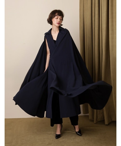 Marjorie（マージョリー）の「魔術師，兩件式披風大翻領背心長外套（ジャケット/アウター・レディース・深藍/杏・F）」の3枚目の写真