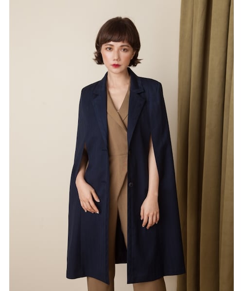 Marjorie（マージョリー）の「夜行動物，披風式特殊剪裁西裝外套（ジャケット/アウター・レディース・黑/深藍・F）」の11枚目の写真