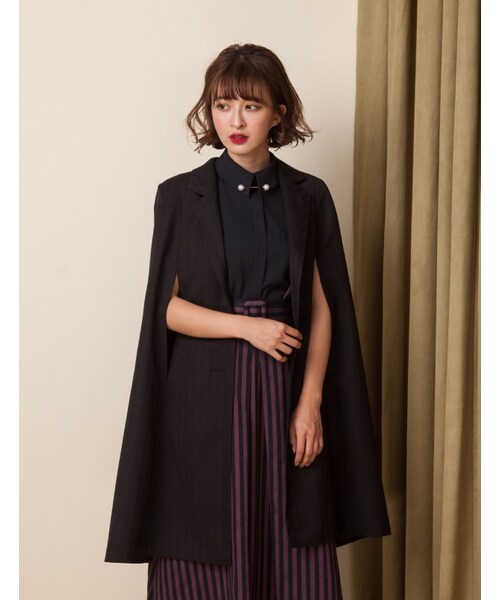 Marjorie（マージョリー）の「夜行動物，披風式特殊剪裁西裝外套（ジャケット/アウター・レディース・黑/深藍・F）」の2枚目の写真