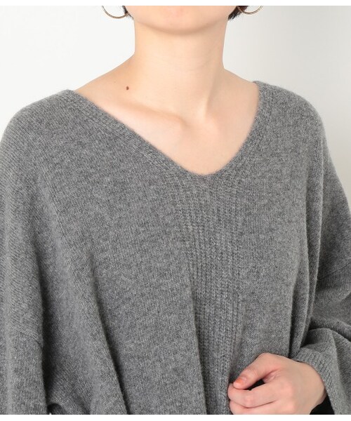 LE JUN（ルジュン）の「ラムウールV/N深スリットニットワンピース（ワンピース/ドレス・ブラック/グレー・F）」の6枚目の写真