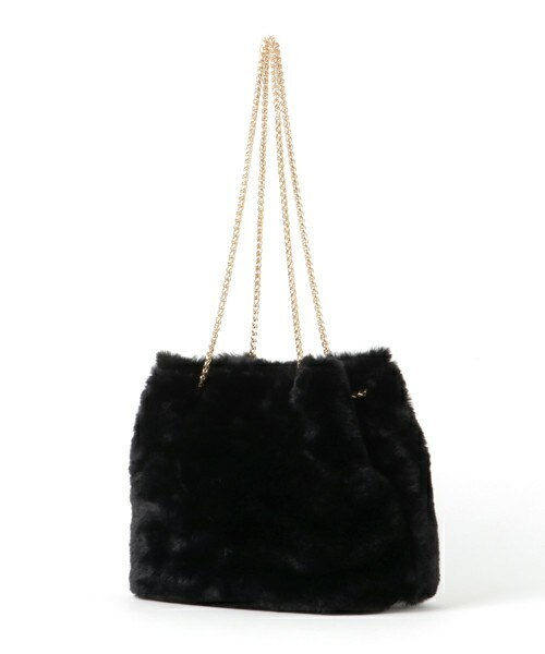 matelasse durer（マトラッセ デュレ）の「ファータッセルキンチャクバッグ（ショルダーバッグ・レディース・ブラック/ブラウン/ピンクベージュ・フリー）」の4枚目の写真