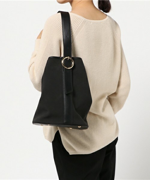 INTERPLANET（インタープラネット）の「スエードショルダーバッグ（トートバッグ・レディース・ブラック/ベージュ/ボルドー・フリー）」の15枚目の写真