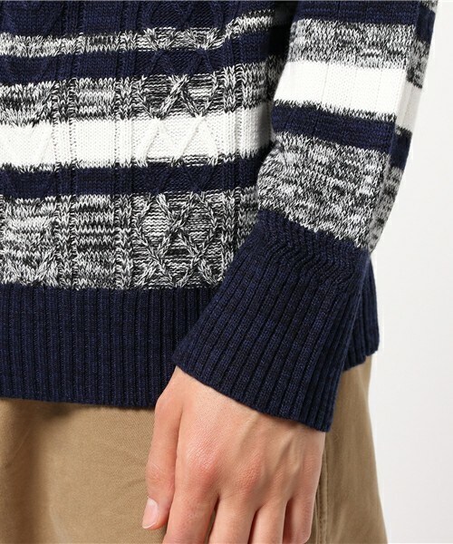 MEN'S BIGI（メンズビギ）の「2wayタートルネックニット/ケーブル（ニット/セーター・メンズ・ホワイト/グレー/ネイビー/ボルドー・S/M/L）」の9枚目の写真