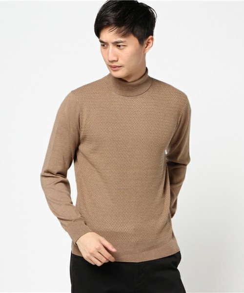 MEN'S BIGI（メンズビギ）の「【渡部篤郎さん着用 メンズクラブ12月号 掲載商品】【サファリ11月号掲載商品】タートルネックニット/マイクロダイヤ柄（ニット/セーター・メンズ・ホワイト/ブラック/キャメル・S/M/L）」の3枚目の写真