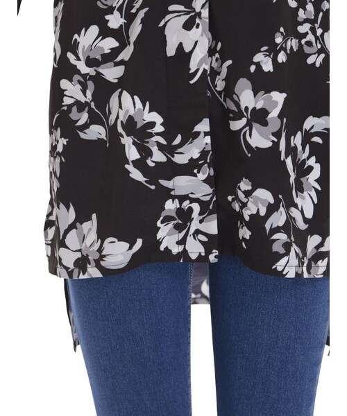 EMODA(エモダ)の「DRAW FLOWER SLITロングシャツ(トップス・レディース・ブラック/レッド/ネイビー・F)」の9枚目の写真