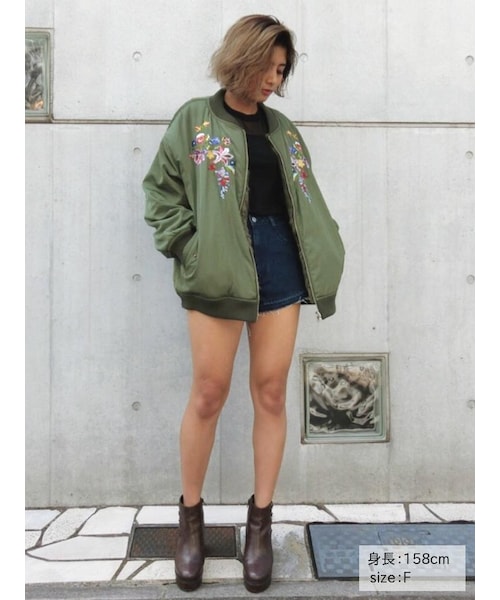 EVRIS（エヴリス）の「FLOWER刺繍リバーシブルMA-1（）」 - WEAR
