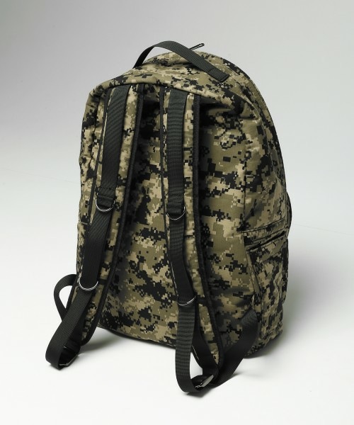 VANQUISH（ヴァンキッシュ）の「Rabbits camo バックパック（）」 - WEAR