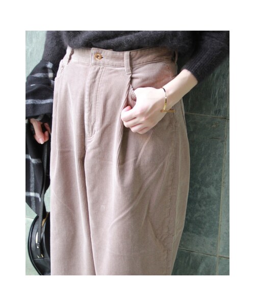 JOURNAL STANDARD（ジャーナルスタンダード）の「《予約》太コールワイドパンツ◆（パンツ・ブラック D/グレーB/ベージュ・36/38/40）」の9枚目の写真