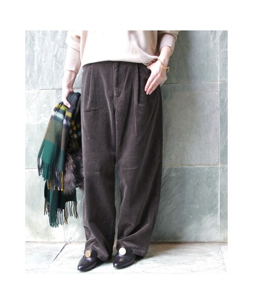 JOURNAL STANDARD（ジャーナルスタンダード）の「《予約》太コールワイドパンツ◆（パンツ・ブラック D/グレーB/ベージュ・36/38/40）」の13枚目の写真