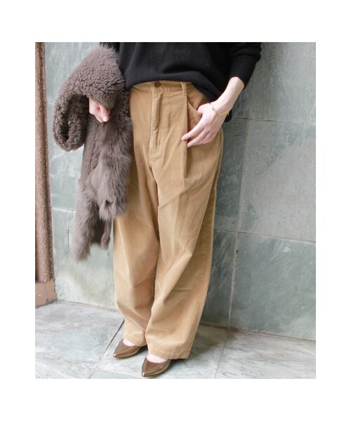 JOURNAL STANDARD（ジャーナルスタンダード）の「《予約》太コールワイドパンツ◆（パンツ・ブラック D/グレーB/ベージュ・36/38/40）」の16枚目の写真