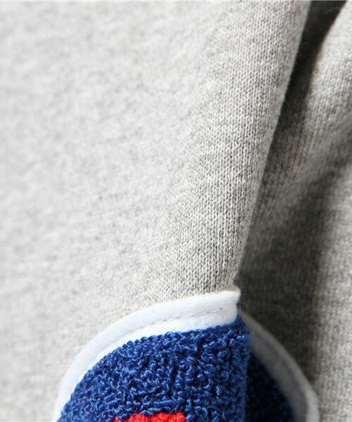 Champion（チャンピオン）の「ACTION STYLE PULLOVER HOODED SWEAT C3-E127（パーカー・メンズ・グレー/ネイビー・SMALL/MEDIUM/LARGE/X-LARGE）」の10枚目の写真