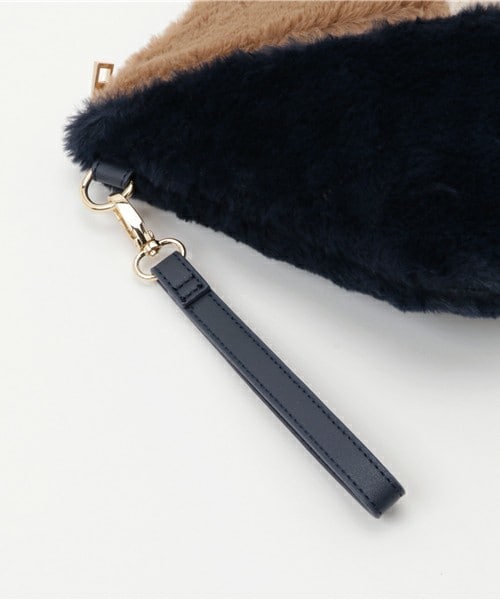 archives（アルシーヴ）の「パッチワークファークラッチ（クラッチバッグ・レディース・ネイビー/ピンク・MEDIUM）」の4枚目の写真