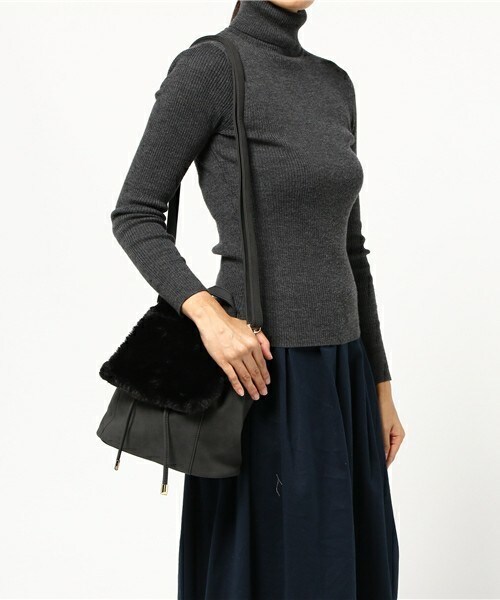 archives（アルシーヴ）の「ファーフラップ2WAYミニリュック（バックパック/リュック・レディース・アイボリー/ブラック/キャメル・MEDIUM）」の8枚目の写真