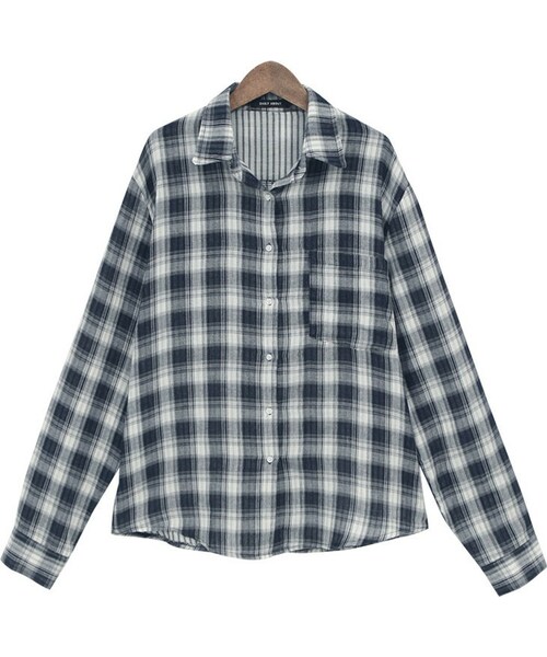 Dailyabout(デイリーアバウト)の「ベーシックストライプ裏地ポイントチェックシャツ(P0000VSE)(シャツ/ブラウス・レディース・ネイビー・FREE)」の1枚目の写真