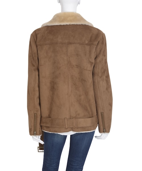 Ungrid(アングリッド)の「ショート丈フェイクムートンコート(ジャケット/アウター・レディース・キャメル)」の5枚目の写真