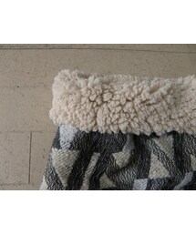 sneeuw（スニュウ）の「sneeuw トライアングルJQネックウォーマー