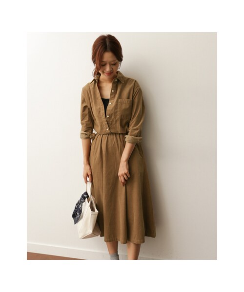 URBAN RESEARCH DOORS（アーバンリサーチドアーズ）の「【予約】コーデュロイシャツワンピース（ワンピース/ドレス・レディース・CAMEL/NAVY/BROWN・one）」の13枚目の写真