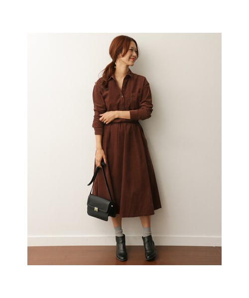 URBAN RESEARCH DOORS（アーバンリサーチドアーズ）の「【予約】コーデュロイシャツワンピース（ワンピース/ドレス・レディース・CAMEL/NAVY/BROWN・one）」の4枚目の写真