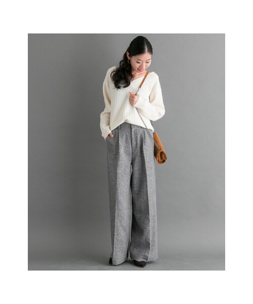 URBAN RESEARCH ROSSO WOMEN(アーバンリサーチ ロッソ)の「ツィードストレートパンツ(パンツ・レディース・GRAY・36/38)」の4枚目の写真