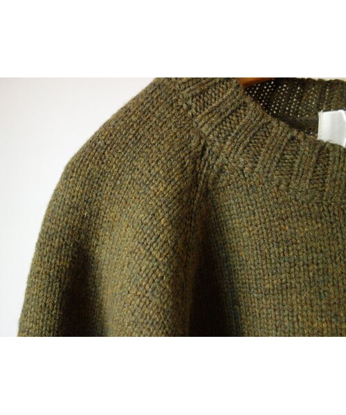 STORES.jp（ストアーズドットジェーピー）の「【ラスト1点！】SOGLIA  LANDNOAH SWEATER KHAKI ソリア ラドナーエルボーパッチ ラグラン クルーセーター カーキ（ニット/セーター・メンズ・その他）」の13枚目の写真
