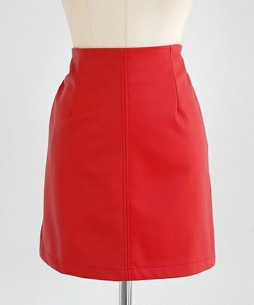 DHOLIC(ディーホリック)の「バックゴムレザーライクミスカート(スカート・レディース・ブラック/レッド/グリーン・FREE)」の3枚目の写真