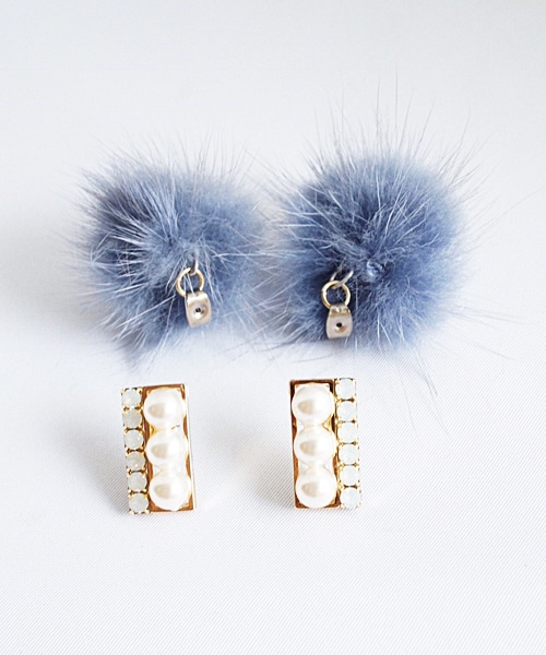 PAULOWNIA（ポロウニア）の「スクエアファー（ピアス（両耳用）・レディース・ベージュ/グレー/ブラック/ブルー/スモーキーブルー・Free）」の9枚目の写真