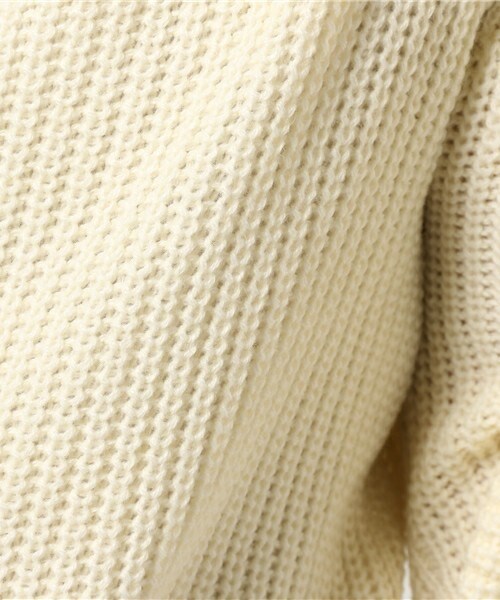 FREDY&GLOSTER（フレディアンドグロスター）の「片畦ホールガーメント タートルネックニット（ニット/セーター・メンズ・ホワイト/グレー/ネイビー・S/M/L）」の8枚目の写真