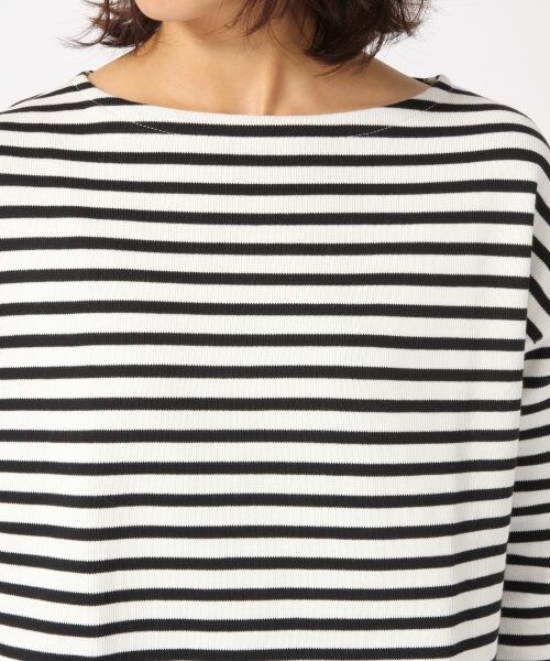 GLOBAL WORK(グローバルワーク)の「Wフェイスボーダ-プルオーバー長袖(トップス・ホワイトベース/ブラックベース/ブラウンベース)」の9枚目の写真