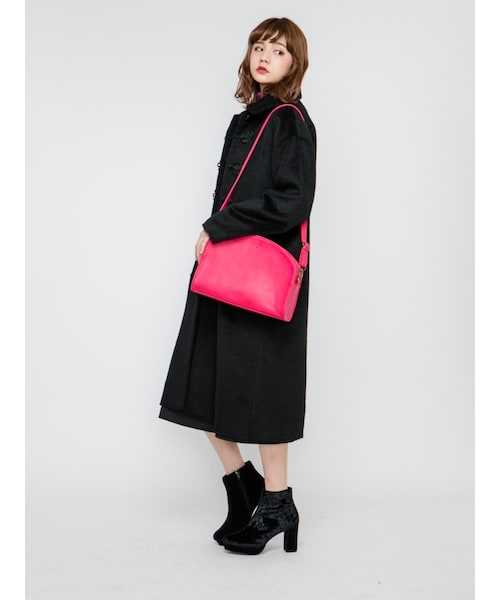 merry jenny（メリージェニー）の「ラウンドショルダーBag（バッグ・レディース・アイボリー/ブラック/ピンク・F）」の7枚目の写真