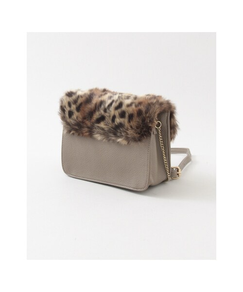 URBAN RESEARCH Sonny Label(アーバンリサーチサニーレーベル)の「【予約】フェイクファーフラップショルダーバッグ(バッグ・レディース・ブラック/レオパード柄/グレー・one)」の8枚目の写真