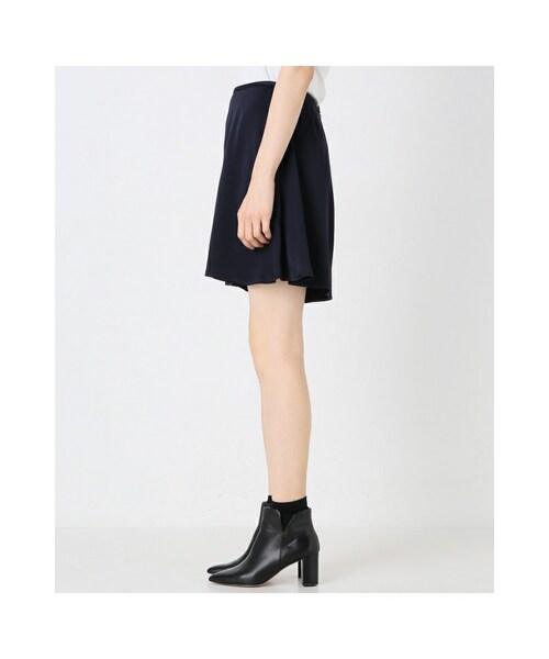 IENA（イエナ）の「TAサテンスリップキュロット◆（パンツ・ブラック/ネイビー/ピンク・34/36/38/40）」の11枚目の写真