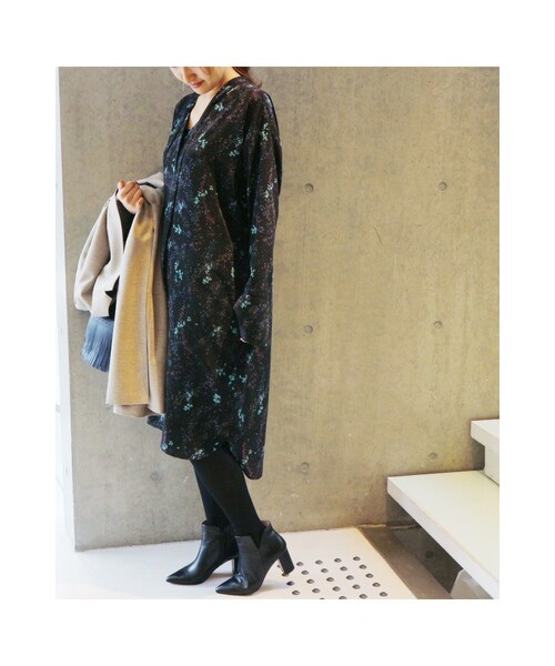 IENA(イエナ)の「LIBERTY デシン ワンピース◆(ワンピース/ドレス・ブラック/ホワイト A・36/38)」の4枚目の写真