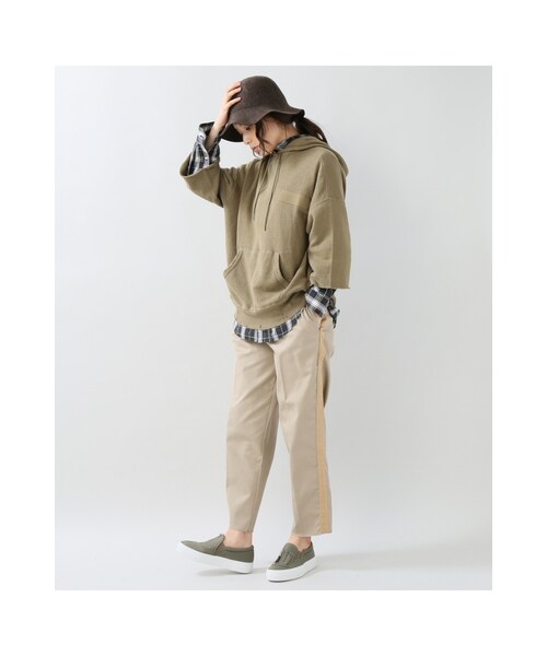 JOURNAL STANDARD（ジャーナルスタンダード）の「TWILL PANT HEM LEG（パンツ・ベージュ/カーキ・XS）」の4枚目の写真