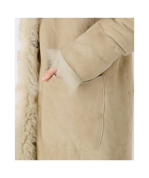 IENA（イエナ）の「UNKNOWN カーリームートンフードコート（）」 - WEAR