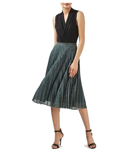 TOPSHOP（トップショップ）の「Topshop Glitter Pleated Midi Skirt（スカート・レディース・Green・Regular 10 US (fits like 10-12)/Regular 12 US (fits like 14)/Regular 2 US (fits like 0)/Regular 4 US (fits like 0-2)/Regular 6 US (fits like 2-4)/Regular 8 US (fits like 6-8)）」の4枚目の写真