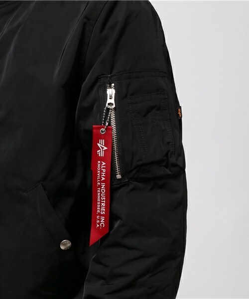 FREDY&GLOSTER(フレディアンドグロスター)の「ALPHA メモリーツイルMA-1(ミリタリージャケット・メンズ・ブラック/オリーブ・M/L)」の7枚目の写真