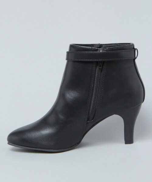 HARE（ハレ）の「2WAYベルトアンクルブーティ（シューズ・ブラック/レッド系その他）」の3枚目の写真
