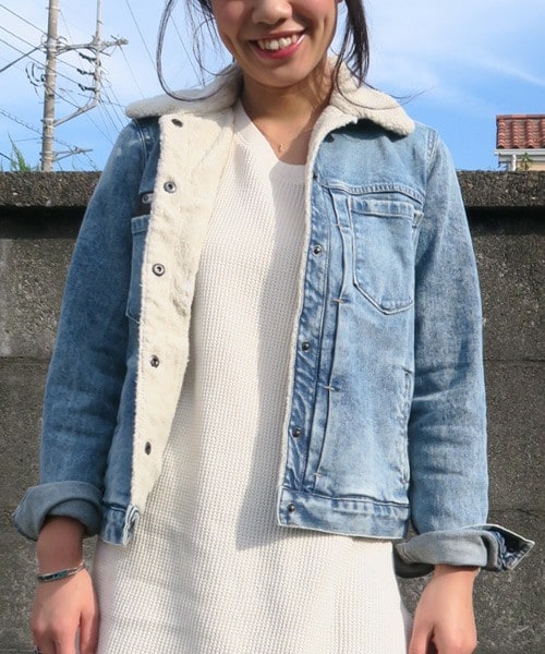 GAP(ギャップ)の「シェルパデニムジャケット(デニムジャケット・レディース・ライトインディゴ・S/XXS)」の1枚目の写真