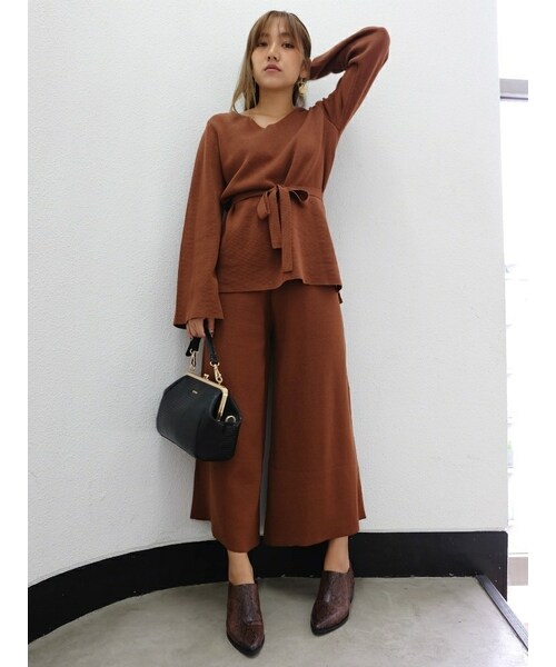 EVRIS(エヴリス)の「ミラノリブワイドパンツ(パンツ・レディース・ホワイト/ブラック/ブラウン・F)」の4枚目の写真