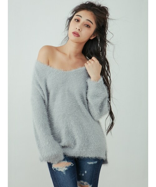 GYDA（ジェイダ）の「BACK OPENシャギーニットTOPS（トップス・レディース・オフホワイト/グレー/ブラック）」の5枚目の写真