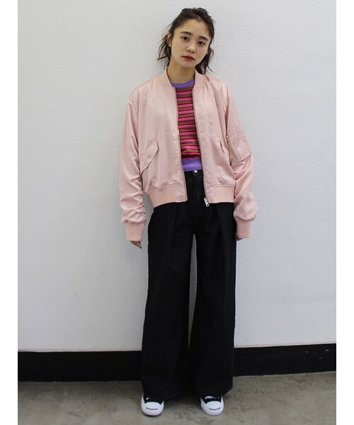jouetie（ジュエティ）の「サテンリバーシブルMA-1（ジャケット/アウター・レディース・ブラック/ベビーピンク/ベージュ）」の8枚目の写真