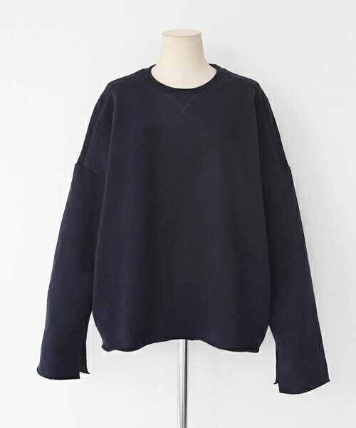 DHOLIC（ディーホリック）の「裏起毛スリーブスリットスウェットプルオーバー（スウェット・レディース・ライトベージュ/ネイビー/グリーン/レッド・FREE）」の3枚目の写真