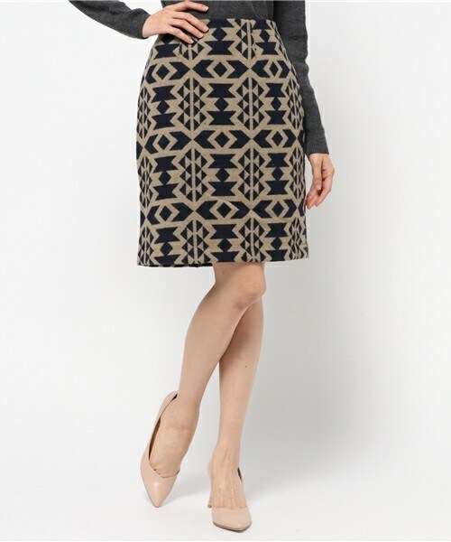 archives（アルシーヴ）の「幾何柄タイトスカート（スカート・レディース・ブラック/ネイビー・MEDIUM）」の2枚目の写真