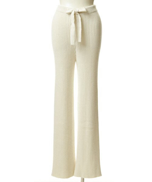 DRWCYS(ドロシーズ)の「キャッシュアンゴラリブニットパンツ(その他パンツ・レディース・グレー/ホワイト/ベージュ/ネイビー・M)」の2枚目の写真